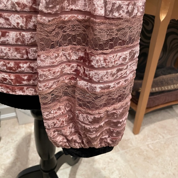 Classy Pink Velvet and Lace Tuxedo Top - Picture 10 of 16